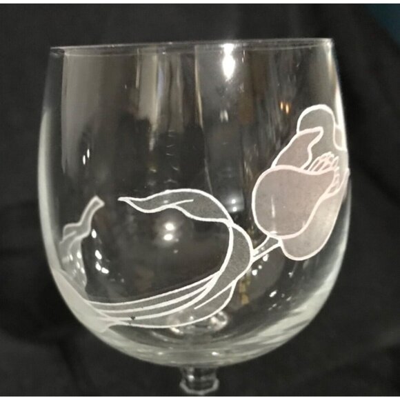 Bohemia Crystal-Crystalex Tulip Pattern Hand Blown Wine Glass Set of 3 - Picture 3 of 9